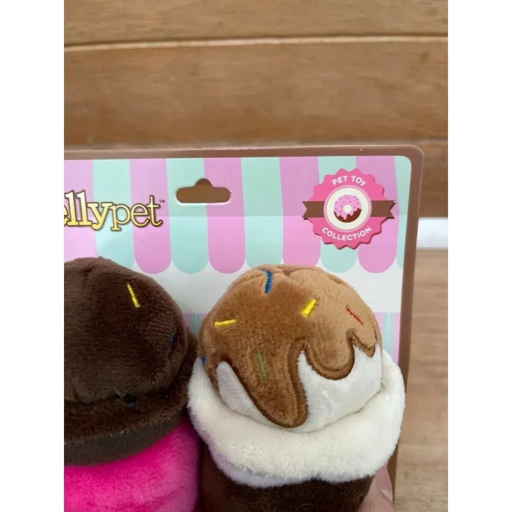 NWT Ice Cream Plush Squeaky Dog Toy Set By Kellypet - Chocolate & Strawberry